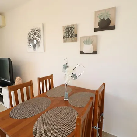 Apartment Camelia 52 - Sao Rafael,